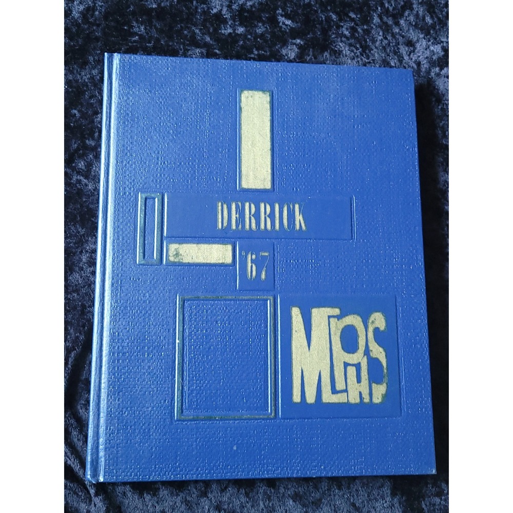 Vintage 1967 Mount‎ Pleasant High School Yearbook Derrick Michigan 67 Blue 1960s